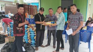 Baznas Muaro Jambi Salurkan 300 Paket Sembako untuk 15 Desa di Kecamatan Mestong.