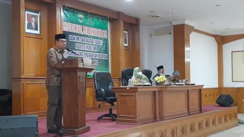 Suasana Penyaluran Bantuan Biaya Pendidikan (3)