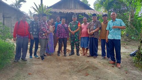 Baznas Muaro Jambi Bersama Dengan Kepala Desa dan Warga Setempat