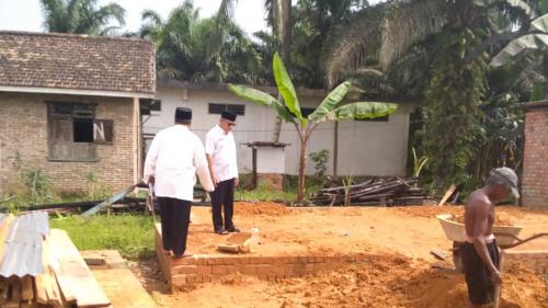 (15/09/2022) - Peninjauan Progress Pembangunan Bedah Rumah di Kelurahan Sengeti