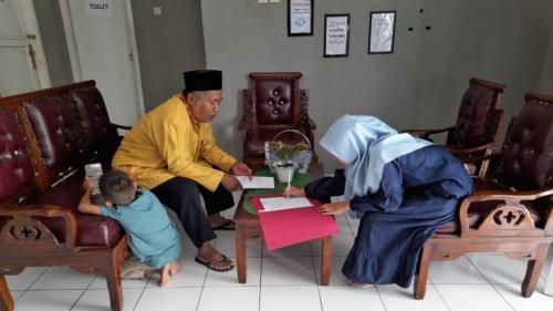 Penyaluran-Bantuan-Biaya-Pendidikan-An-Ernawati-I