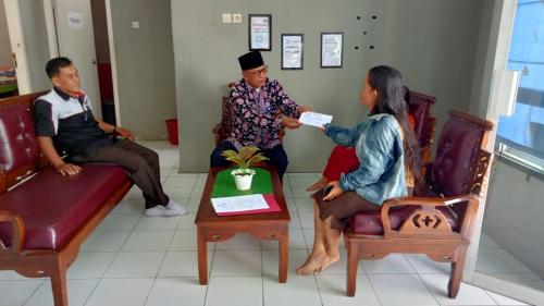 (29/09/2022) - Penyaluran Bantuan Biaya Pendidikan An Ratna Juwita RT 04 Bukit Baling